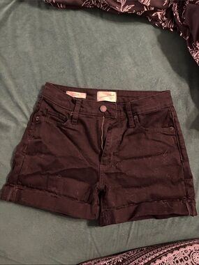 Universal Thread Black Rolled-Hem Jean Shorts